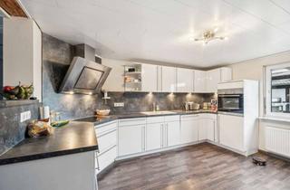Haus kaufen in 65597 Hünfelden, Nur noch einziehen! Viel Platz für die große Familie!