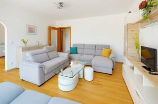 Wohnung kaufen in Heinrich-Buz-Weg, 80997 München, Ihr Rückzugsort mit Weitblick – 3-Zimmer-Wohnung mit Balkon und Möblierung inklusive
