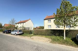 Doppelhaushälfte kaufen in 19069 Klein Trebbow, Wohnpaket mit Entwicklungspotenzial – 6 Einheiten - 6 Garagen - großes Grundstück