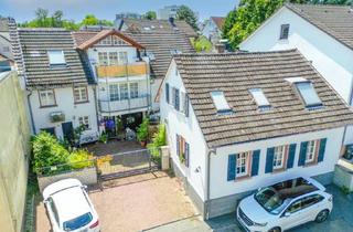 Einfamilienhaus kaufen in 65760 Eschborn, Einfamilienhaus und 2-Familienhaus auf einem Grundstück!