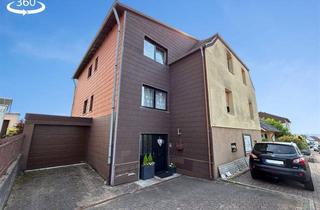 Haus kaufen in 66292 Riegelsberg, Zweifamilienhaus mit großem Garten und Garage