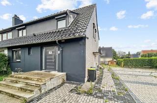 Doppelhaushälfte kaufen in 27580 Bremerhaven, Bremerhaven-Eckernfeld Großzügige Doppelhaushälfte in familienfreundlicher Lage