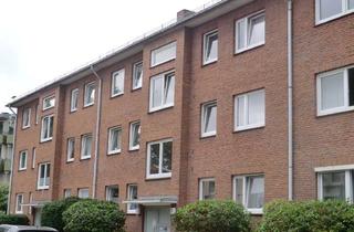 Wohnung kaufen in 24534 Neumünster, *Sicher und langfristig vermietet, ETW im DG mit Garage !!!*