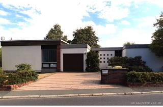 Haus kaufen in 95100 Selb, Selb - Luxuriöser, architektonisch einzigartiger Bungalow in naturnaher Umgebung
