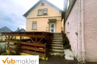 Einfamilienhaus kaufen in 95233 Helmbrechts, Renovierungsbedürftiges Einfamilienhaus in Enchenreuth: Potenzial und Gestaltungsmöglichkeiten