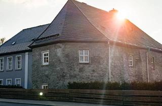 Mehrfamilienhaus kaufen in 95028 Hof, Außergewöhnliche Immobilie in Hof: von der mittelalterlichen Kapelle zum modernen Mehrfamilienhaus