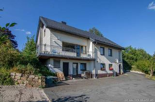 Haus kaufen in 95355 Presseck, Freistehendes Wohnhaus in Presseck mit großem Grundstück und Büro-/Praxisräumen