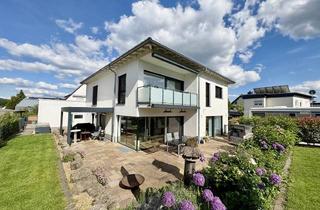 Einfamilienhaus kaufen in 65527 Niedernhausen, Exklusiv und neuwertig - Einfamilienhaus mit Einliegerwohnung und Sauna