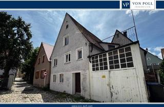 Haus kaufen in 86720 Nördlingen, Reizvolles Altstadthaus mit Garage, Dachterrasse und viel Potenzial