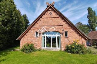 Bauernhaus kaufen in 23881 Niendorf, Kernsaniertes Bauernhaus unter Reet auf naturnahem Grundstück in Feldrandlage