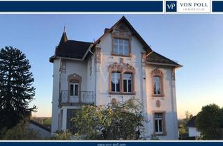 Villa kaufen in 56203 Höhr-Grenzhausen, Denkmalgeschützte Jugendstilvilla in Höhr-Grenzhausen mit Blicklage und Garagen