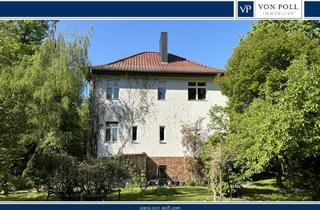 Villa kaufen in 13158 Berlin, Herrschaftliche 30er-Jahre Villa mit parkähnlichem Garten, Einliegerwohnung und Ausbaupotenzial