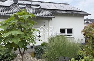 Einfamilienhaus kaufen in 61191 Rosbach, Einfamilienhaus, Doppelgarage, Solar, PV, Klima