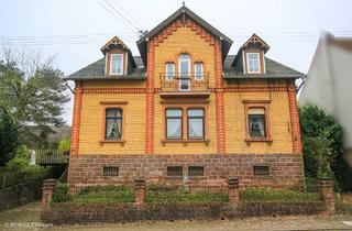 Haus kaufen in 66287 Quierschied, Repräsentatives, attraktives aber renovierungsbedürftiges Zweifamilienhaus, 240 m² Wfl., Quierschied