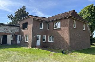 Einfamilienhaus kaufen in 19260 Vellahn, Renovierungsbedürftiges EFH mit großem, schönem Grundstück in Vellahn OT Banzin