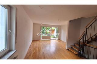 Wohnung kaufen in 85630 Neukeferloh, Haus im Haus 4-Zimmer-Maisonette-Wohnung mit Garten und Freisitz
