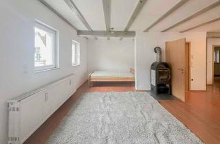Haus kaufen in 91180 Heideck, Historisches Stadthaus im Herzen von Heideck – Zwei Wohnungen mit Potenzial
