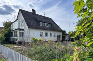 Haus kaufen in 86456 Gablingen, Zweifamilienhaus - sanierungsbedürftig- mit Ausbaupotenzial und zwei Tiny Haus Stellplätze!