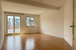 Wohnung mieten in 19053 Schwerin, Über den Dächern von Schwerin: 3-Zimmer am Pfaffenteich – 3. Obergeschoss - Dachterrasse in Bestlage
