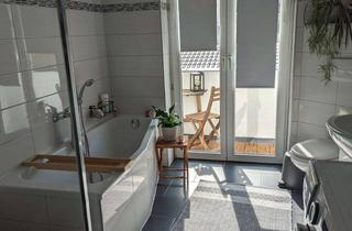 Wohnung mieten in Friedhofstraße 15, 97421 Innenstadt, Moderne Altbauwohnung in Stadtlage
