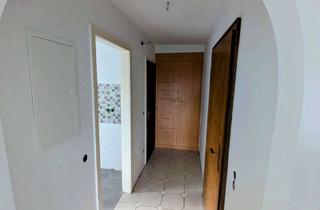 Wohnung mieten in 42799 Leichlingen, Außergewöhnlich geschnittene 2-Zimmer-Wohnung mit Loggia, Garage und Klimaanlage