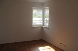 Wohnung mieten in 97076 Lengfeld, Schöne 4-Zimmer-Wohnung mit gehobener Innenausstattung mit Balkon in Würzburg-Lengfeld