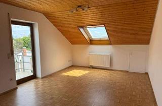 Wohnung mieten in Seehaldenstraße, 88662 Überlingen, Stilvolle 2,5-Raum-DG-Wohnung mit gehobener Innenausstattung mit Balkon/EBK in Überlingen - Ruheoase