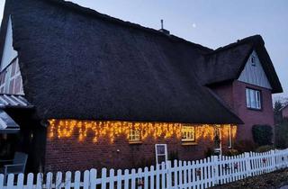 Haus kaufen in 21737 Wischhafen, Attraktives Reetdach Haus in 21737 Wischhafen