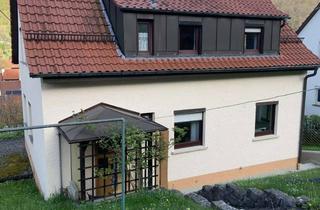 Haus kaufen in Härdtleweg 17, 72805 Lichtenstein, Gepflegtes Haus mit sechs Zimmern in Lichtenstein