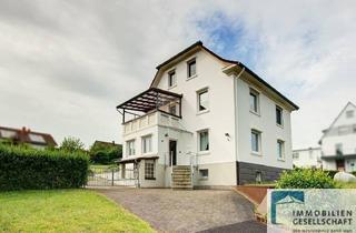 Einfamilienhaus kaufen in 57614 Fluterschen, Solides und gepflegtes Wohnhaus mit Terrasse und großem Garten in zentraler Ortslage von Fluterschen