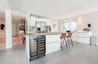 Wohnung kaufen in 24955 Harrislee, Stilvolle Eigentumswohnung mit separater Souterrainwohnung - große Terrasse, eigener Whirlpool!