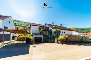 Haus kaufen in 72555 Metzingen, Metzingen - Zwei Wohnungen unter einem Dach - Vielfältig nutzbares Haus in idyllischer Randlage von Metzingen-Glems