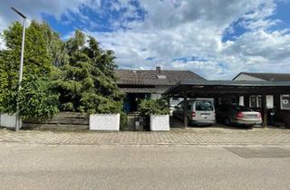 Einfamilienhaus kaufen in 85302 Gerolsbach, Gerolsbach - Großes Wohnhaus mit Einliegerwohnung, Garage, 2 Carports
