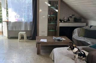 Wohnung kaufen in 76694 Forst, Zum Verkauf - gut vermietete Dachgeschoss-Wohnung in ruhiger Lage von Forst