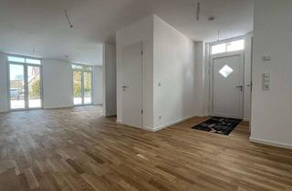 Wohnung mieten in Von-Hake-Straße, 14621 Schönwalde-Glien, Wohnen hinter dem Spandauer Forst ab 13,62 €/ m² NKM mit Garten und 2 Stellplätzen