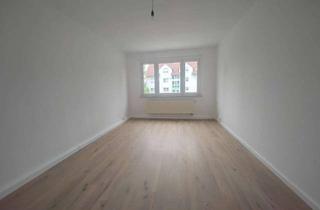 Wohnung mieten in Lindenstraße 12, 04828 Bennewitz, 3-Zimmerwohnung im EG + Tageslichtbad mit Wanne + EBK als Option !!!