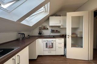 Wohnung mieten in 89077 Weststadt, "GEPFLEGTE 4 ZIMMER-DACHWOHNUNG AUF DEM ULMER KUHBERG"