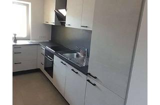 Wohnung mieten in 74360 Ilsfeld, Sanierte 4-Zimmer Wohnung mit Balkon und EBK in ruhiger Randlage Ilsfeld