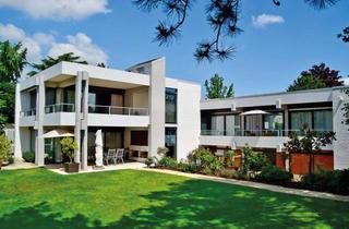 Villa kaufen in 67071 Oggersheim, Einzigartige Architekten-Villa in Ludwigshafen am Rhein – Traumhaus mit Schwimmbad & Sauna