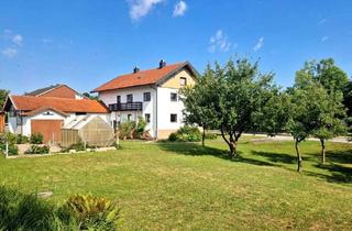 Haus kaufen in 84547 Emmerting, Schönes, großzügiges Eckgrundstück mit Obstbaumbestand und sanierungsbedürftigem Zweifamilienhaus