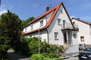 Haus kaufen in 72351 Geislingen, Raum für Generationen und Ideen: Zweifamilienhaus mit Ökonomieteil zu verkaufen.