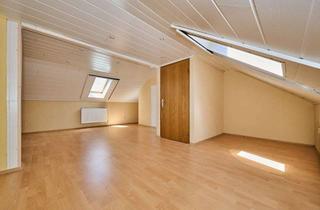 Reihenhaus kaufen in 94315 Straubing, Straubing: Charmantes Reihenhaus mit Balkon, Terrasse und ausgebautem Dachgeschoss