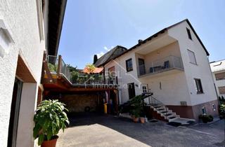 Haus kaufen in 56357 Lierschied, Wohnen und verdienen: Zwei Häuser mit etabliertem Ferienwohnungsbetrieb