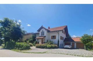 Haus kaufen in 94568 Sankt Oswald, Tolles Architektenhaus mit herrlichem Garten, großer ELW, PV-Anlage, energieffizienter Heizung, uvm.
