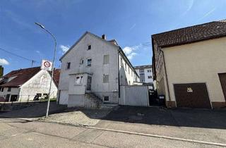 Doppelhaushälfte kaufen in 89150 Laichingen, Wohnhaus in ruhiger Seitenstraße - aber zentrumsnah