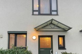 Reihenhaus kaufen in 70439 Stammheim, Gepflegtes 5-Zi-Reihenhaus mit Garten, Garage und Stellplatz in Stammheim-Süd