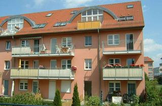 Wohnung kaufen in Pegasusstr. 12, 16321 Bernau, Lichtdurchflutete Dachgeschoss-Wohnung mit Süd-Terrasse und PKW-Stellplatz als Kapitalanlage