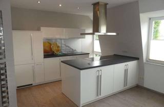 Wohnung mieten in Mittweidaer Straße 2B, 09217 Burgstädt, Wohnung mit Einbauküche und Gartennutzung – Top Lage!