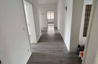 Wohnung mieten in Carl-Bertelsmann-Straße 19, 33332 Gütersloh, Freundliche 4-Zimmer-DG-Wohnung mit Balkon in Gütersloh