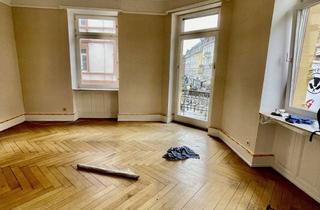 Wohnung mieten in Brückenstraße 16, 69120 Neuenheim, Große 4,5 Zimmer Altbau Wohnung in Neuenheim mit Balkon